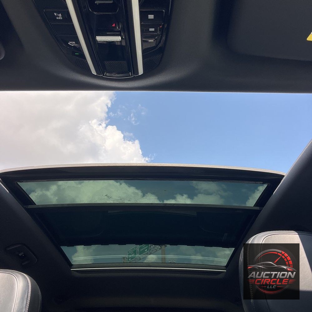 2021 Porsche Cayenne Base