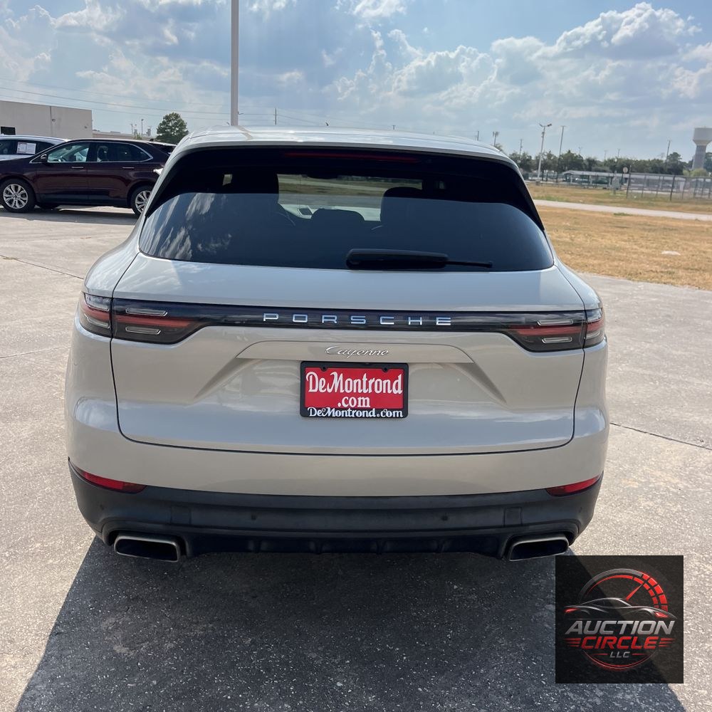 2021 Porsche Cayenne Base
