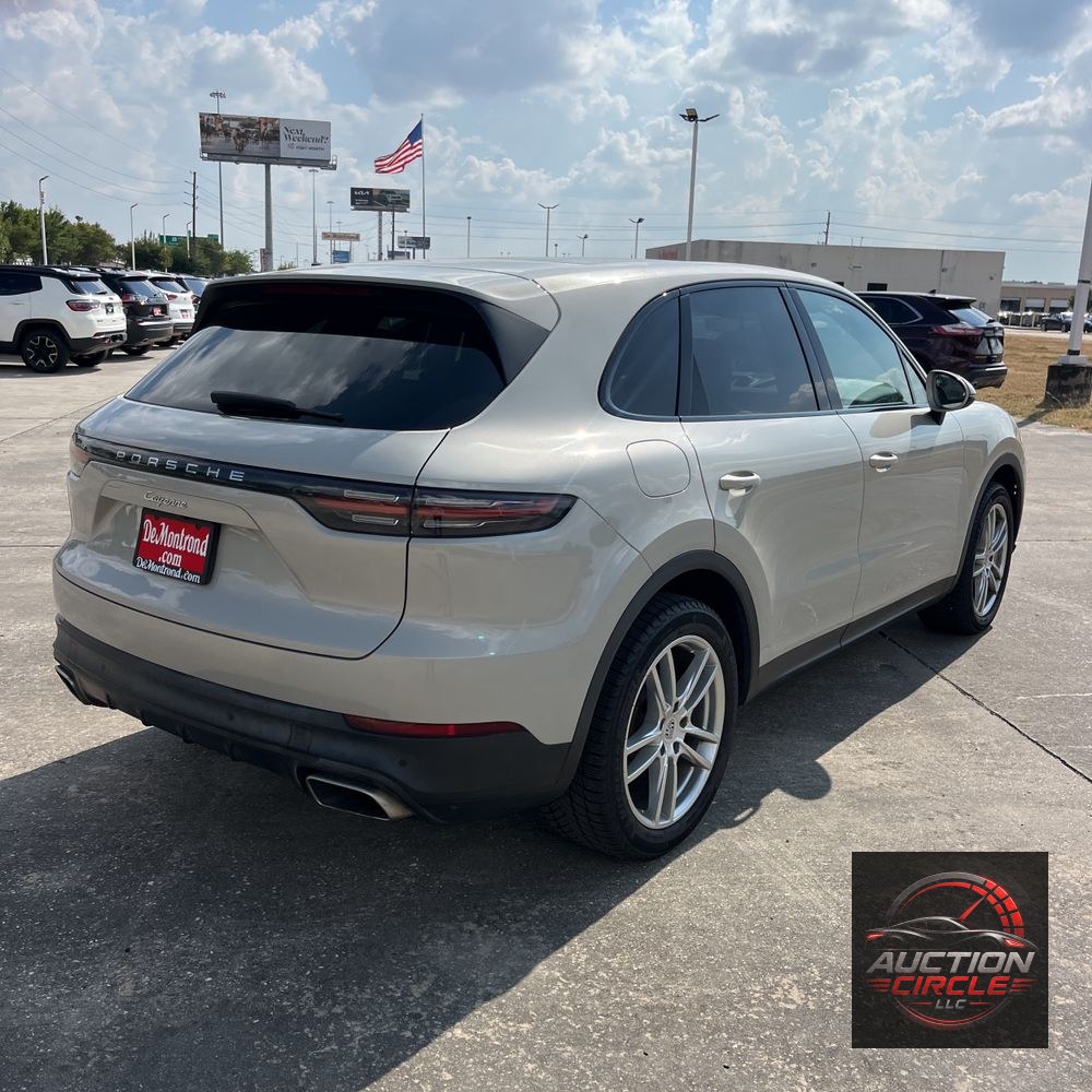 2021 Porsche Cayenne Base