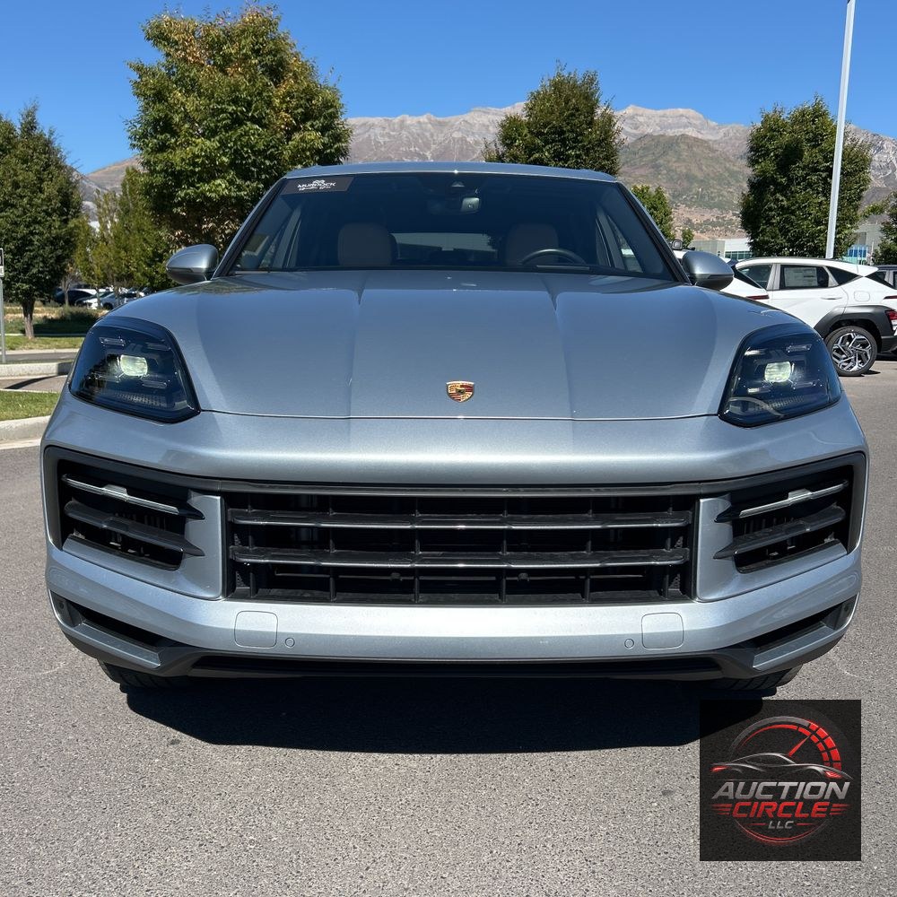 2024 Porsche Cayenne Base