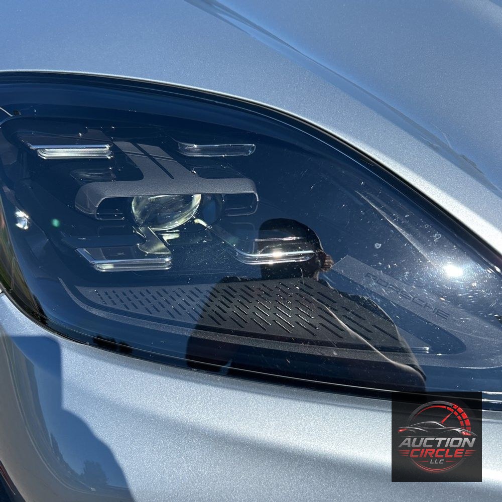 2024 Porsche Cayenne Base