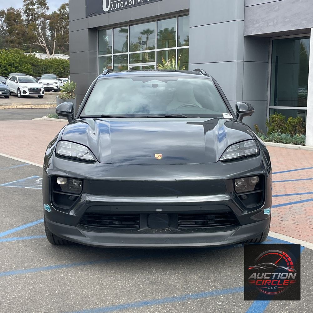 2024 Porsche Macan EV 4