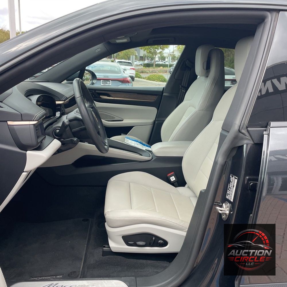 2024 Porsche Macan EV 4