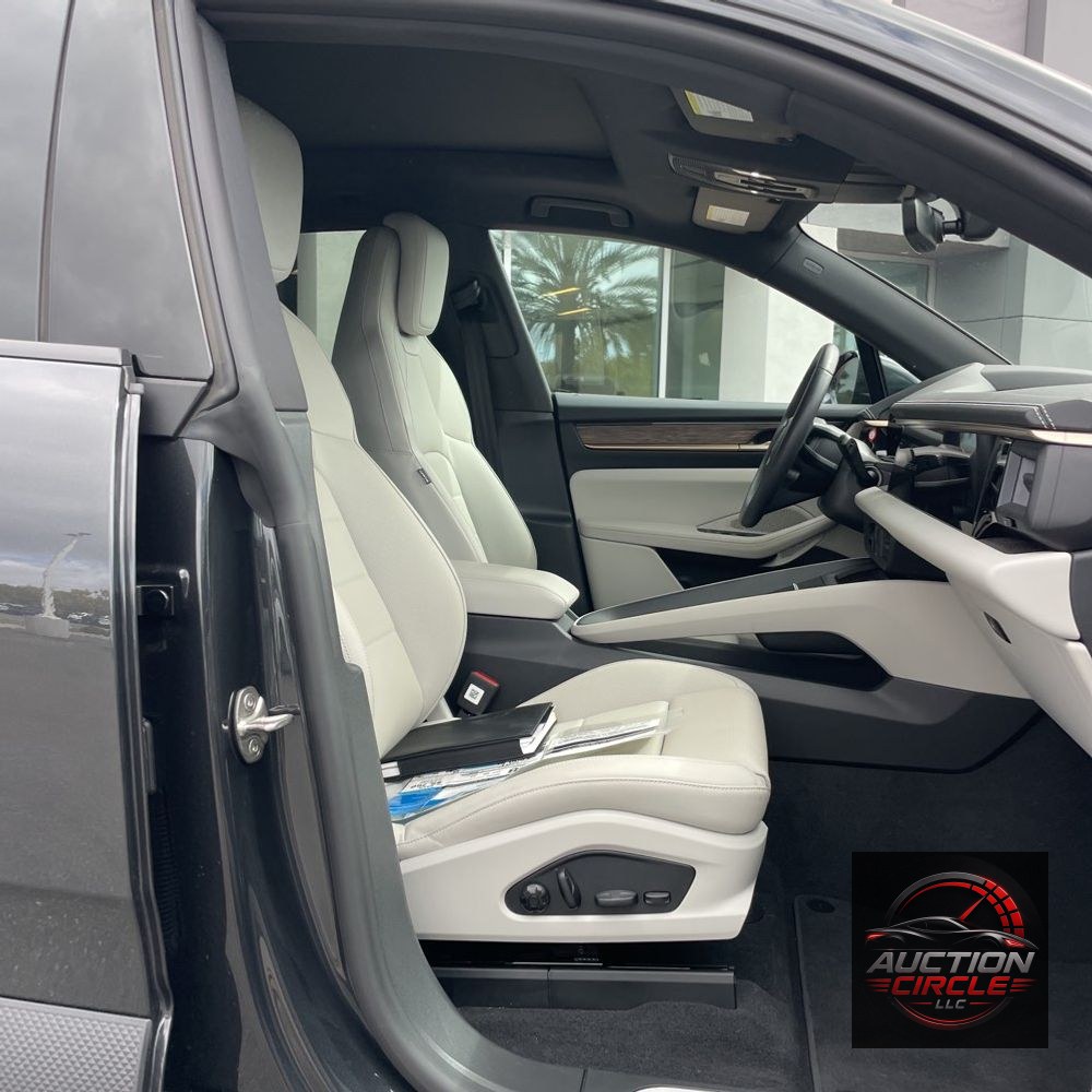 2024 Porsche Macan EV 4