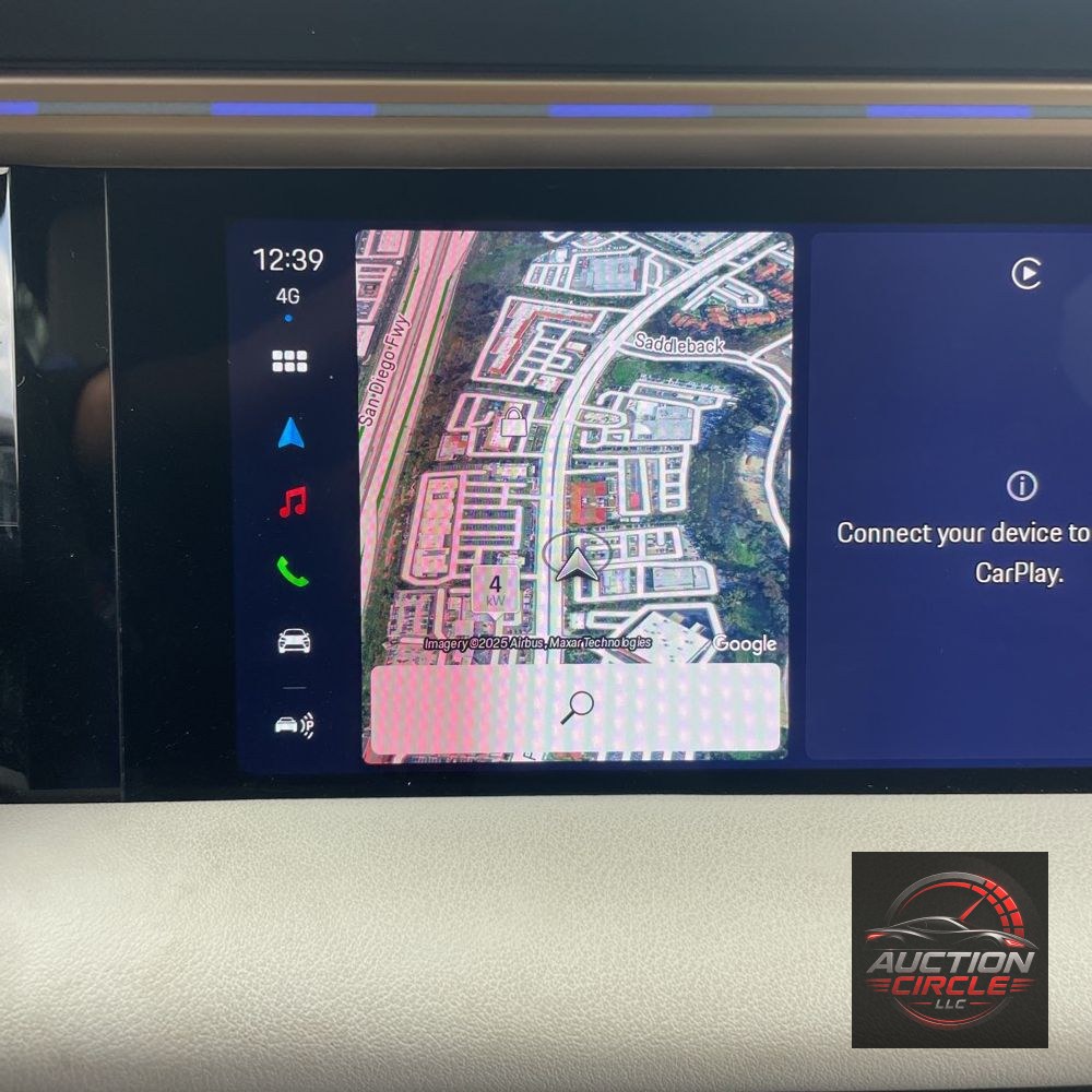 2024 Porsche Macan EV 4
