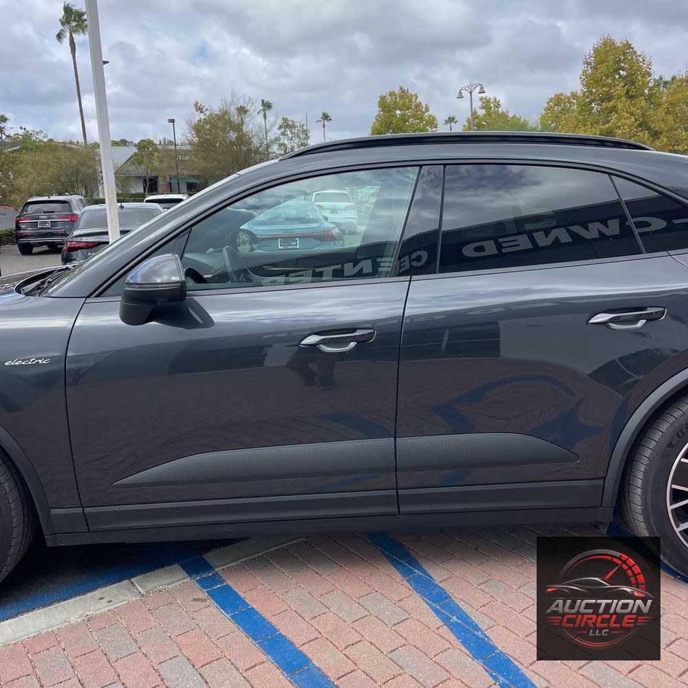 2024 Porsche Macan EV 4