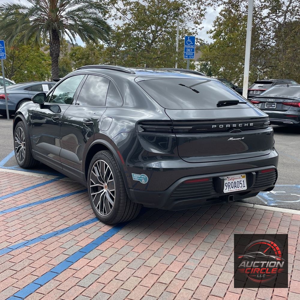 2024 Porsche Macan EV 4