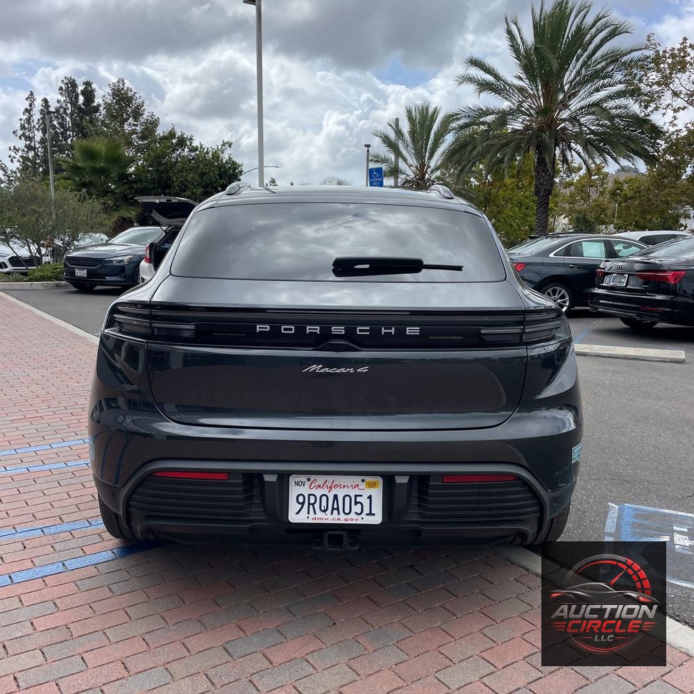 2024 Porsche Macan EV 4