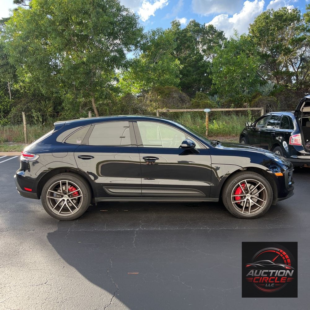 2022 Porsche Macan S