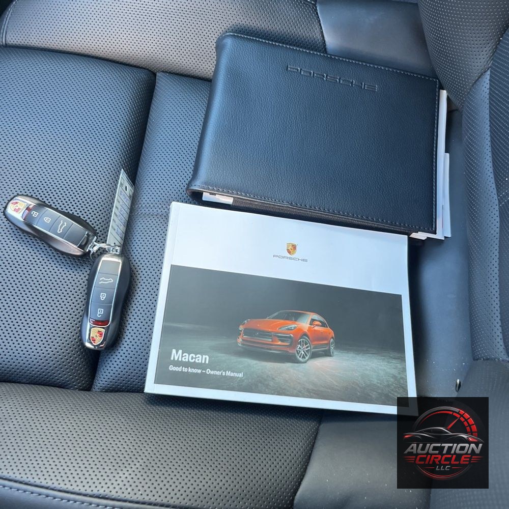 2022 Porsche Macan S