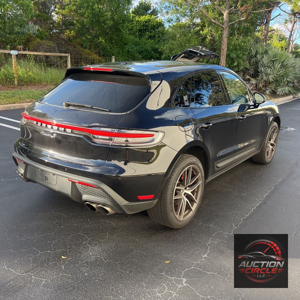 2022 Porsche Macan S