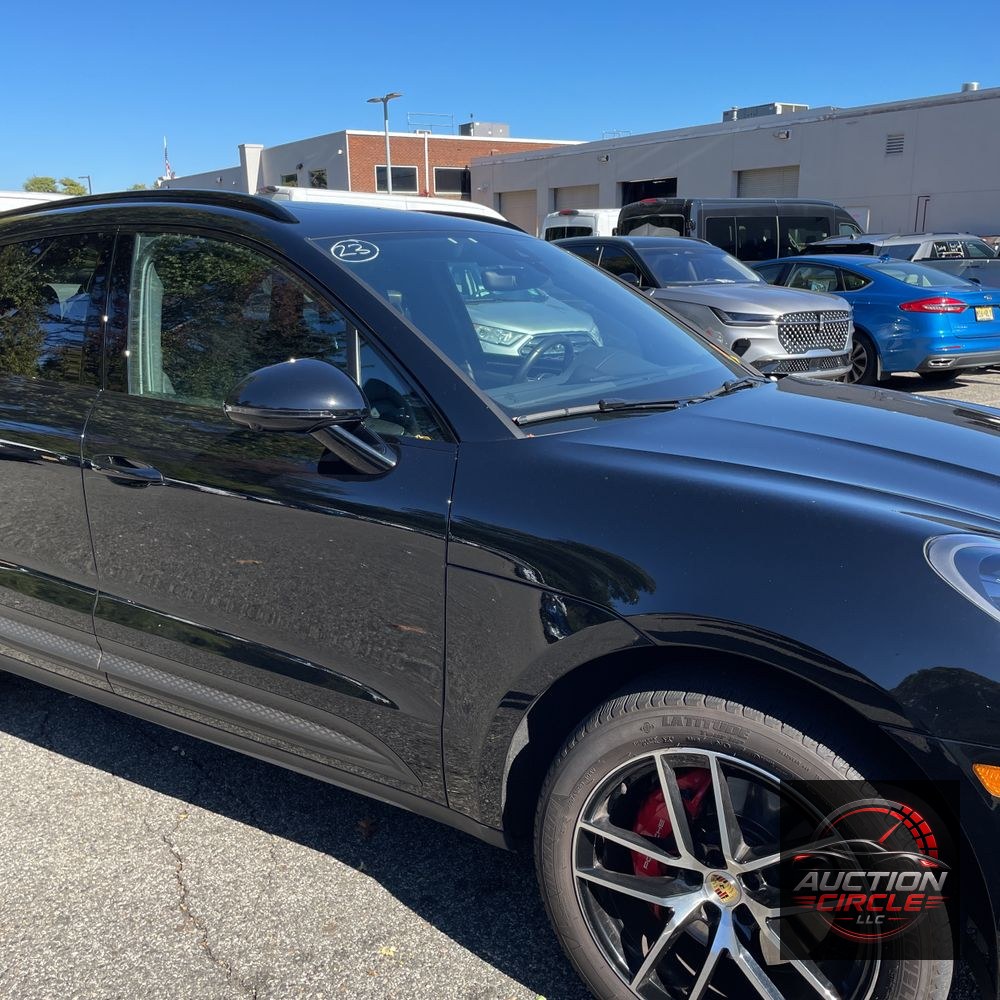2023 Porsche Macan S