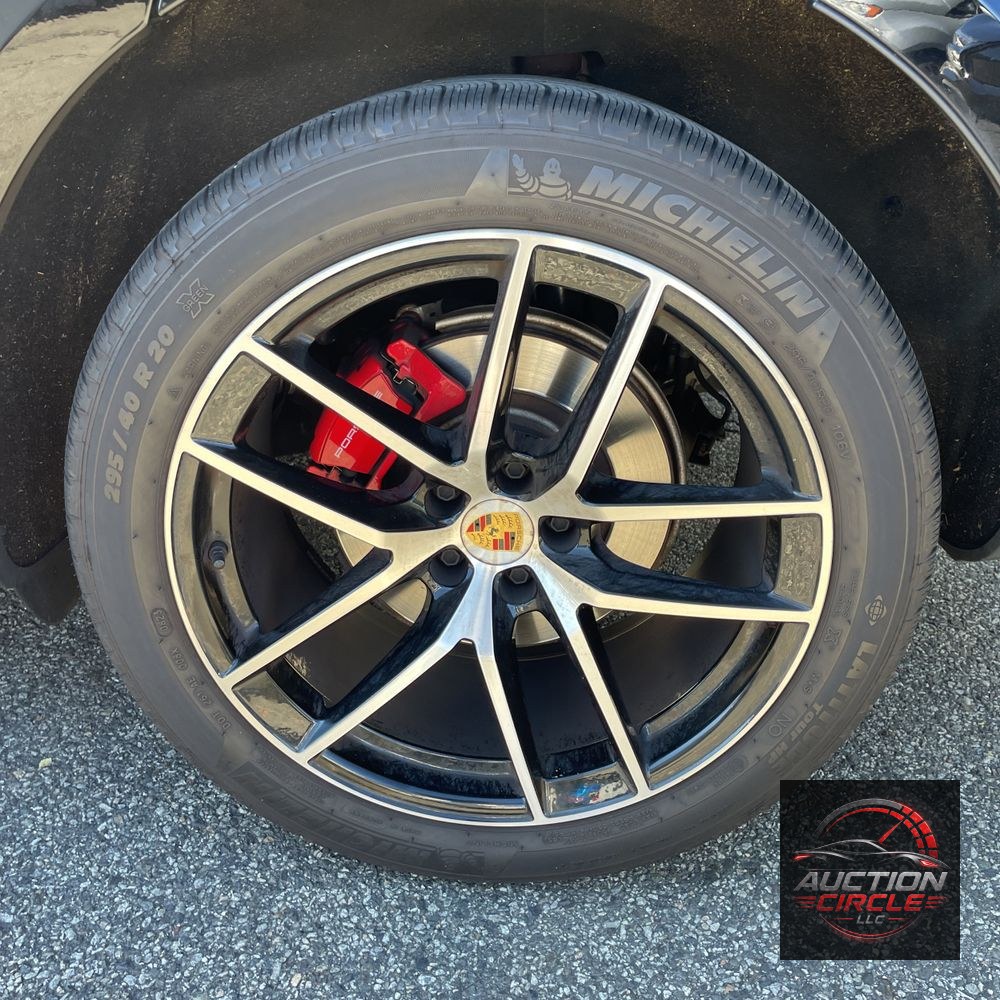 2023 Porsche Macan S