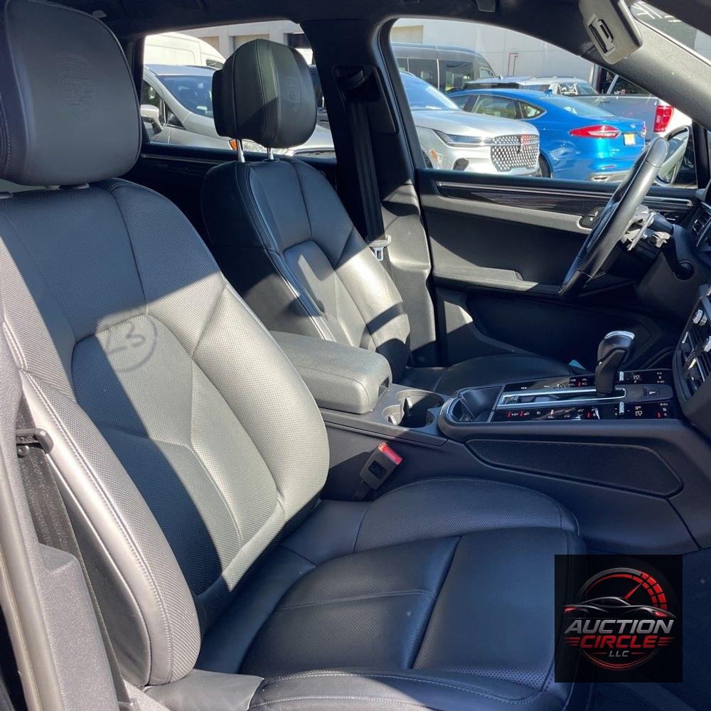 2023 Porsche Macan S