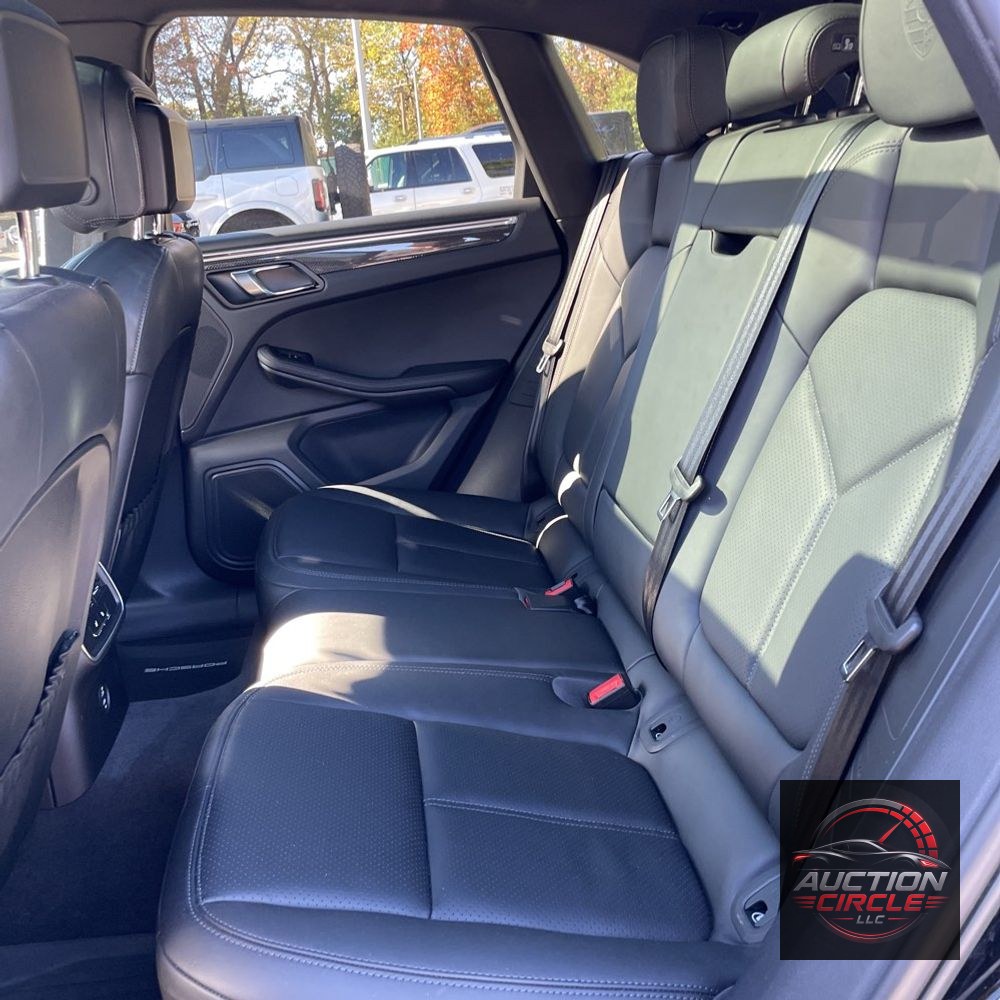 2023 Porsche Macan S