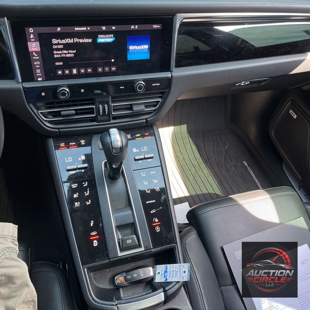2023 Porsche Macan S