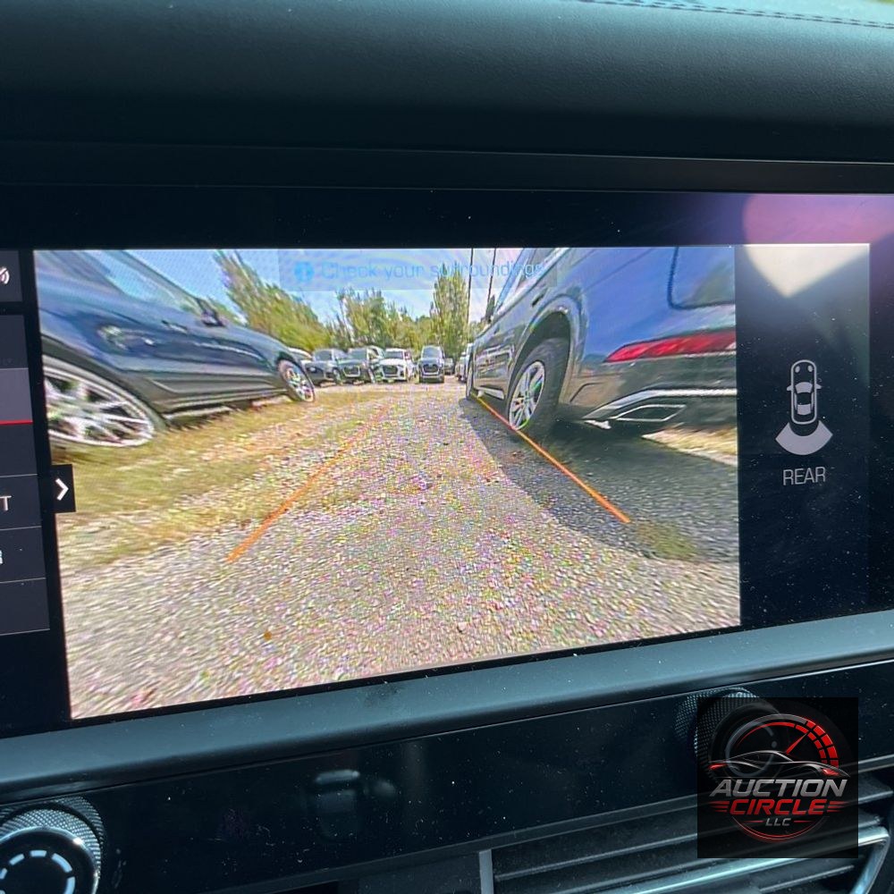 2023 Porsche Macan S