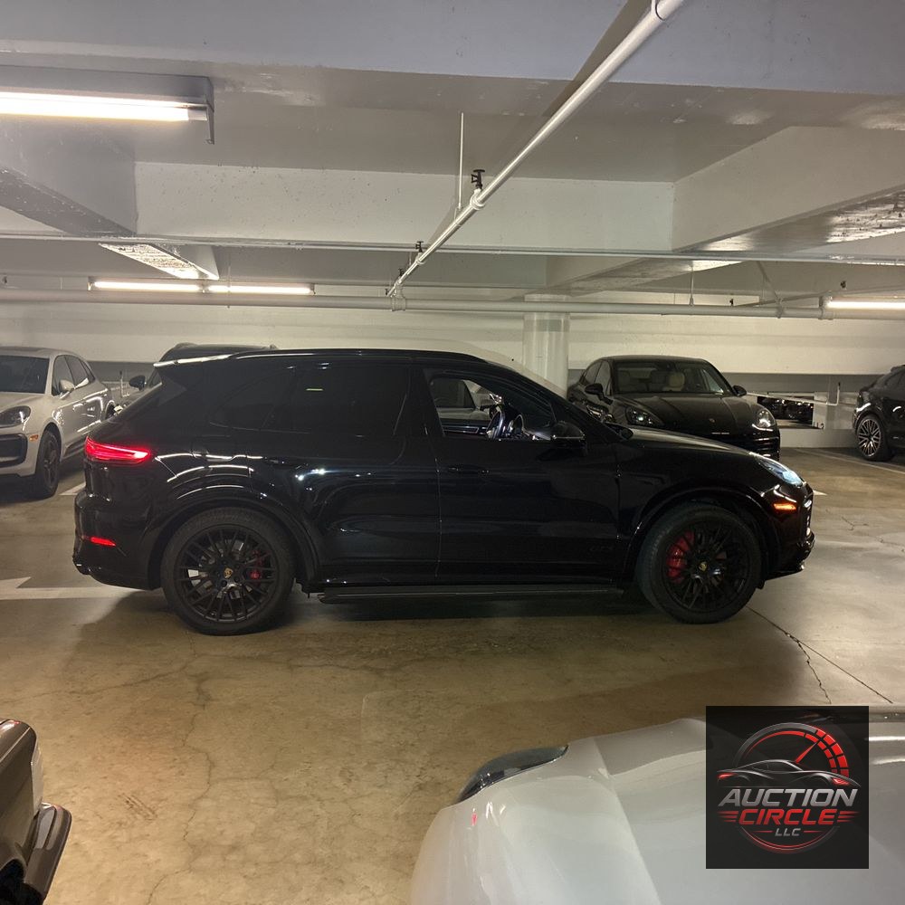 2022 Porsche Cayenne GTS
