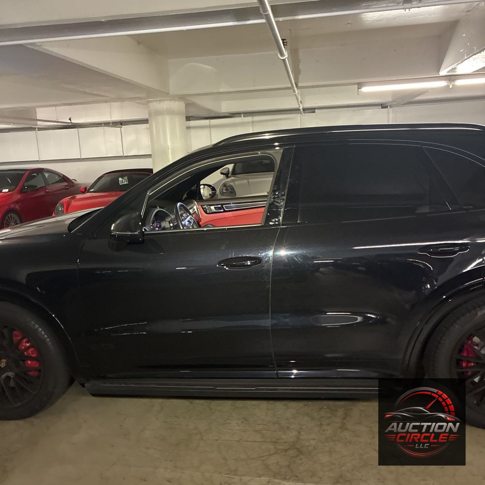 2022 Porsche Cayenne GTS