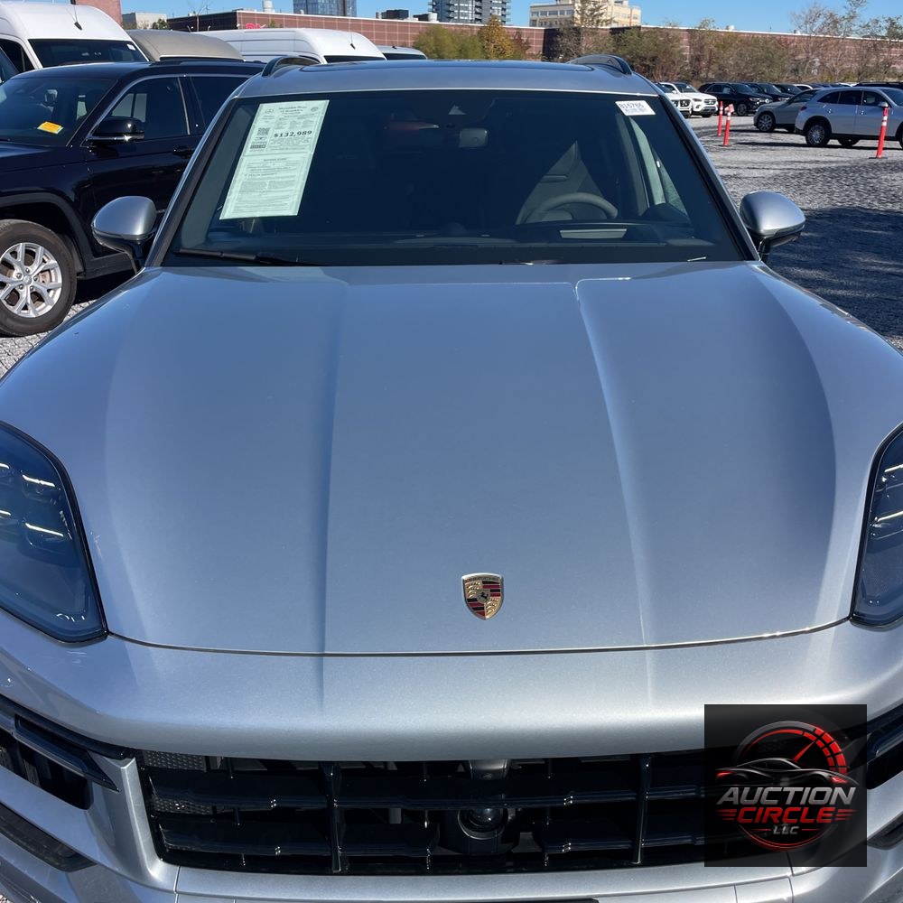 2025 Porsche Cayenne GTS