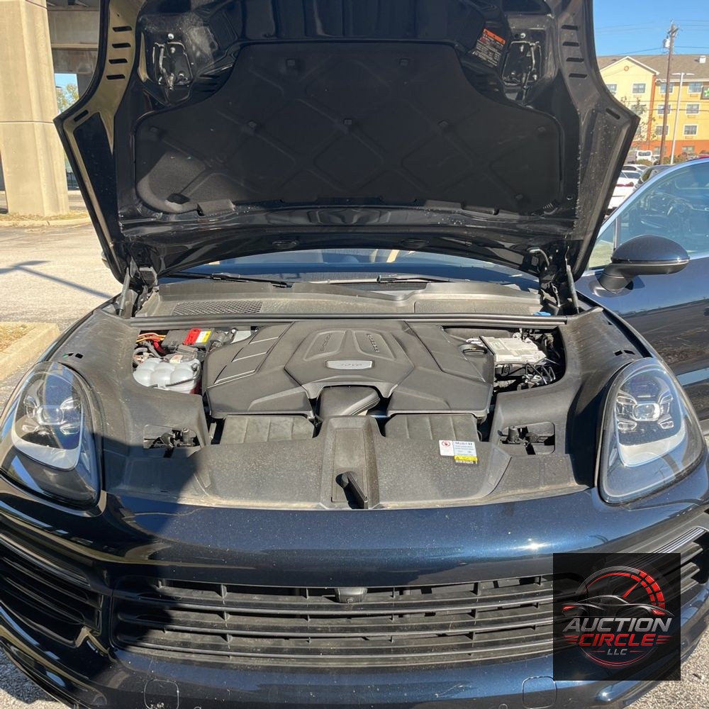2022 Porsche Cayenne Coupe
