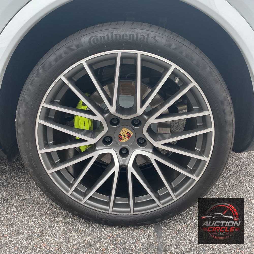 2023 Porsche Cayenne E-Hybrid
