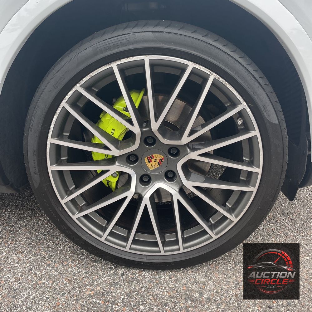 2023 Porsche Cayenne E-Hybrid