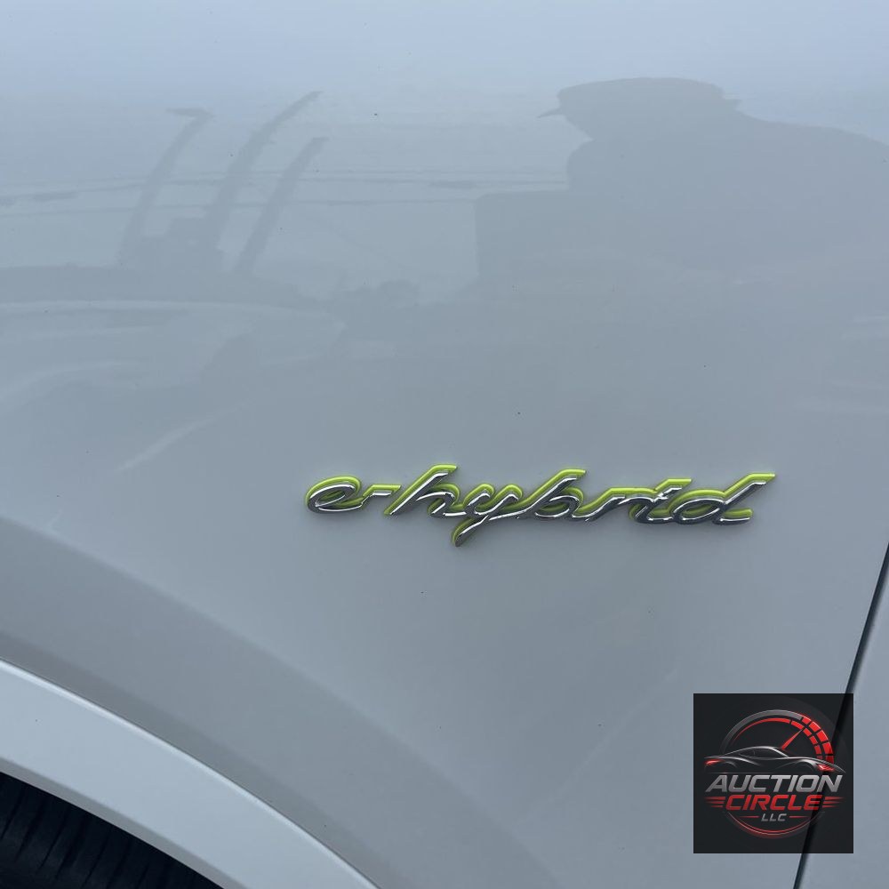 2023 Porsche Cayenne E-Hybrid