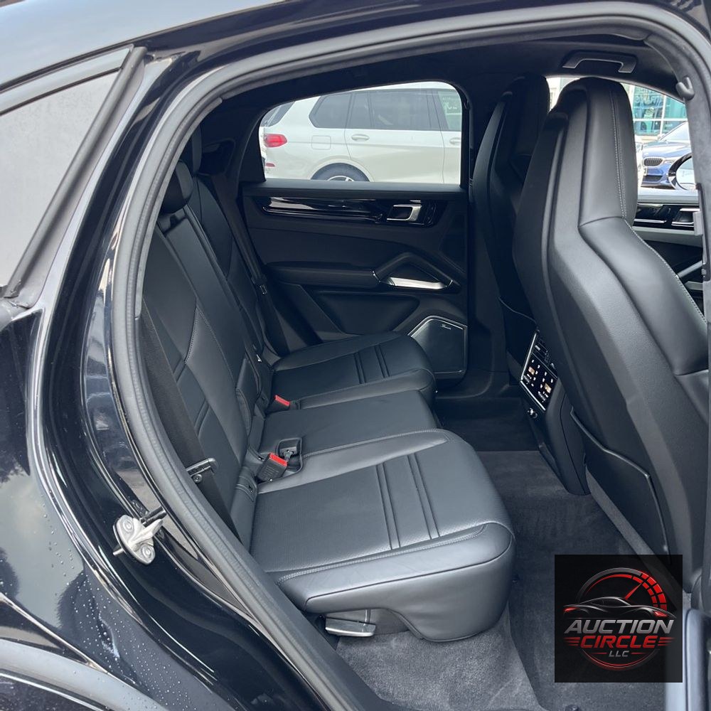 2021 Porsche Cayenne Turbo Coupe