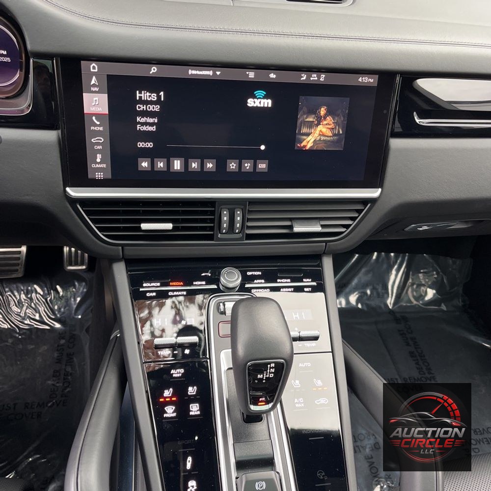 2021 Porsche Cayenne Turbo Coupe