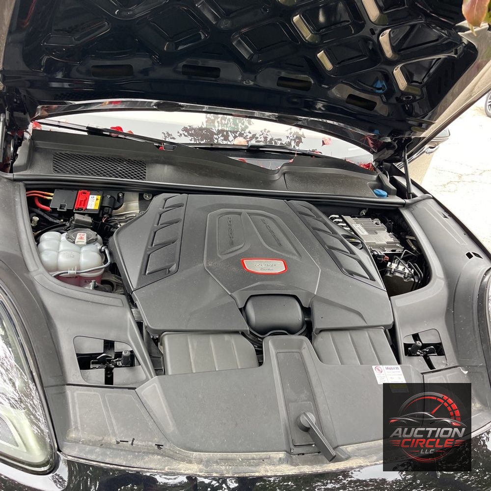 2021 Porsche Cayenne Turbo Coupe