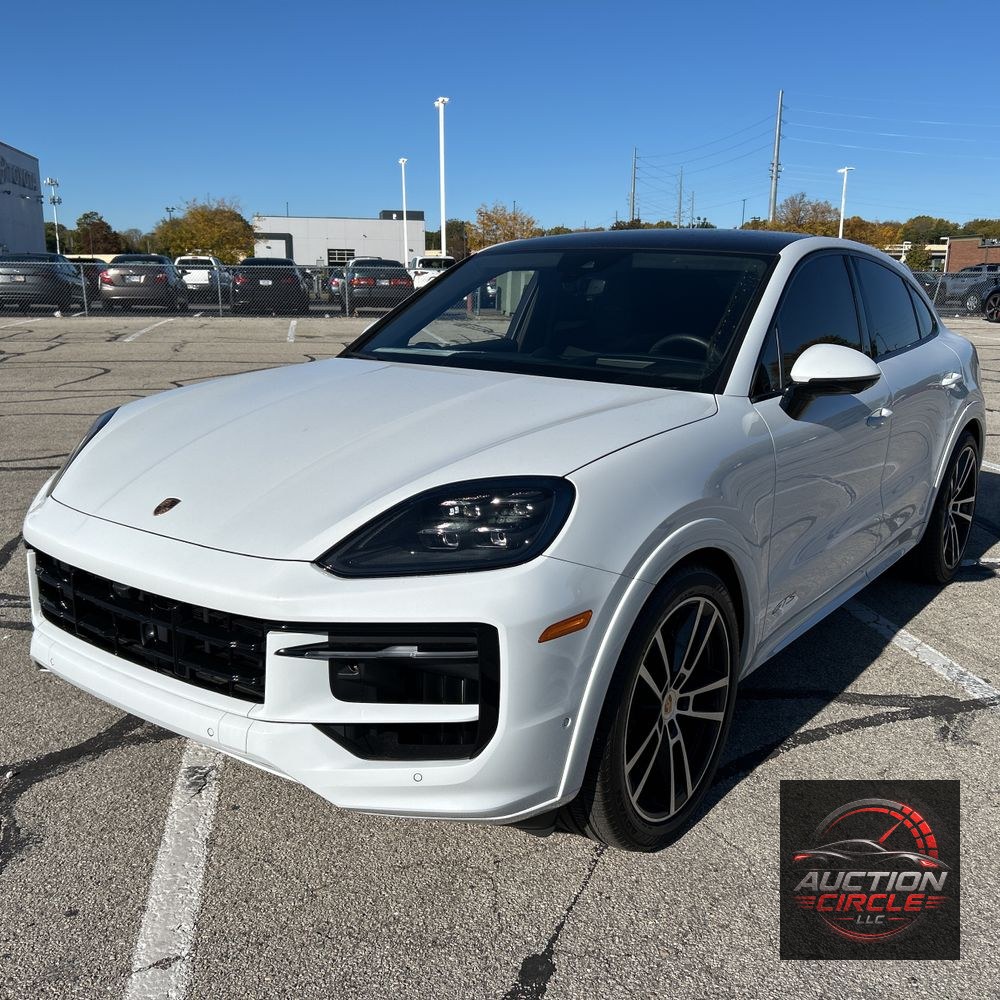 2025 Porsche Cayenne GTS