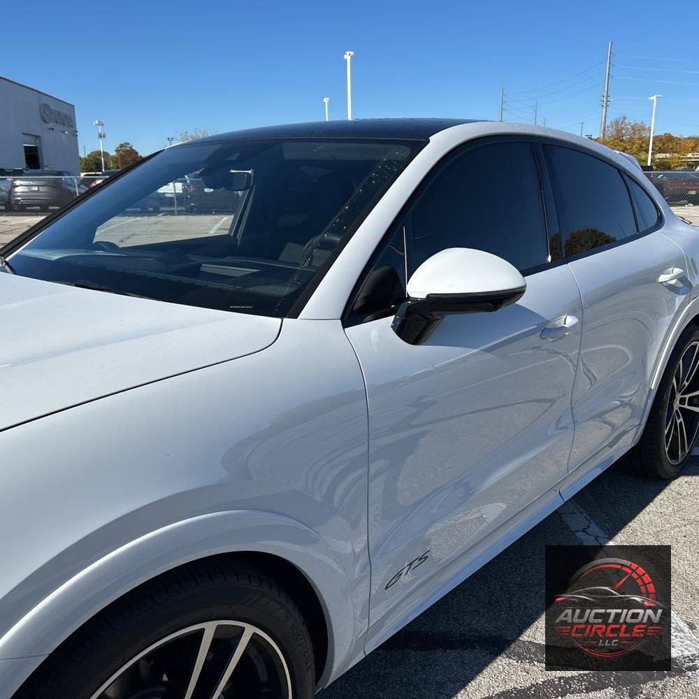 2025 Porsche Cayenne GTS