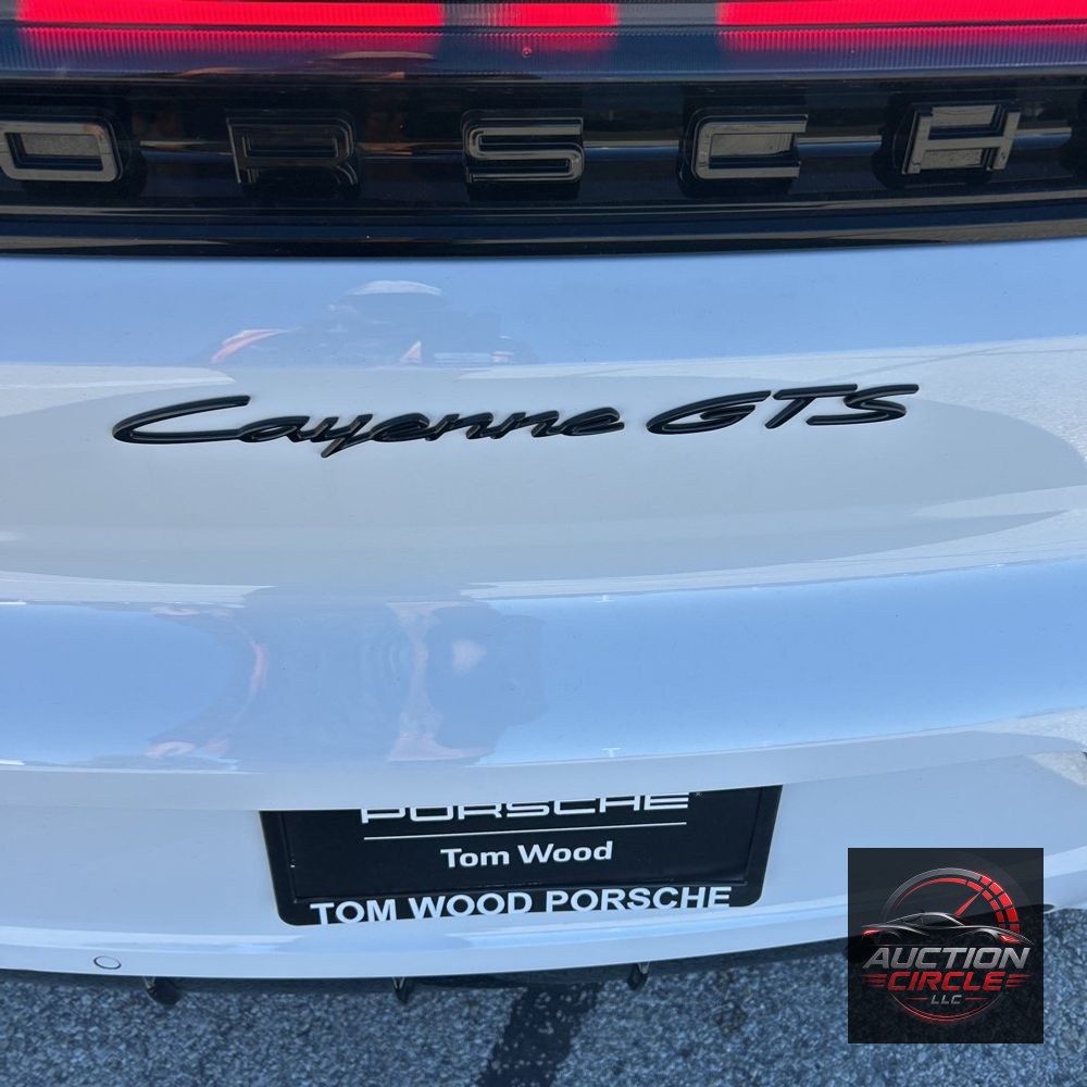 2025 Porsche Cayenne GTS