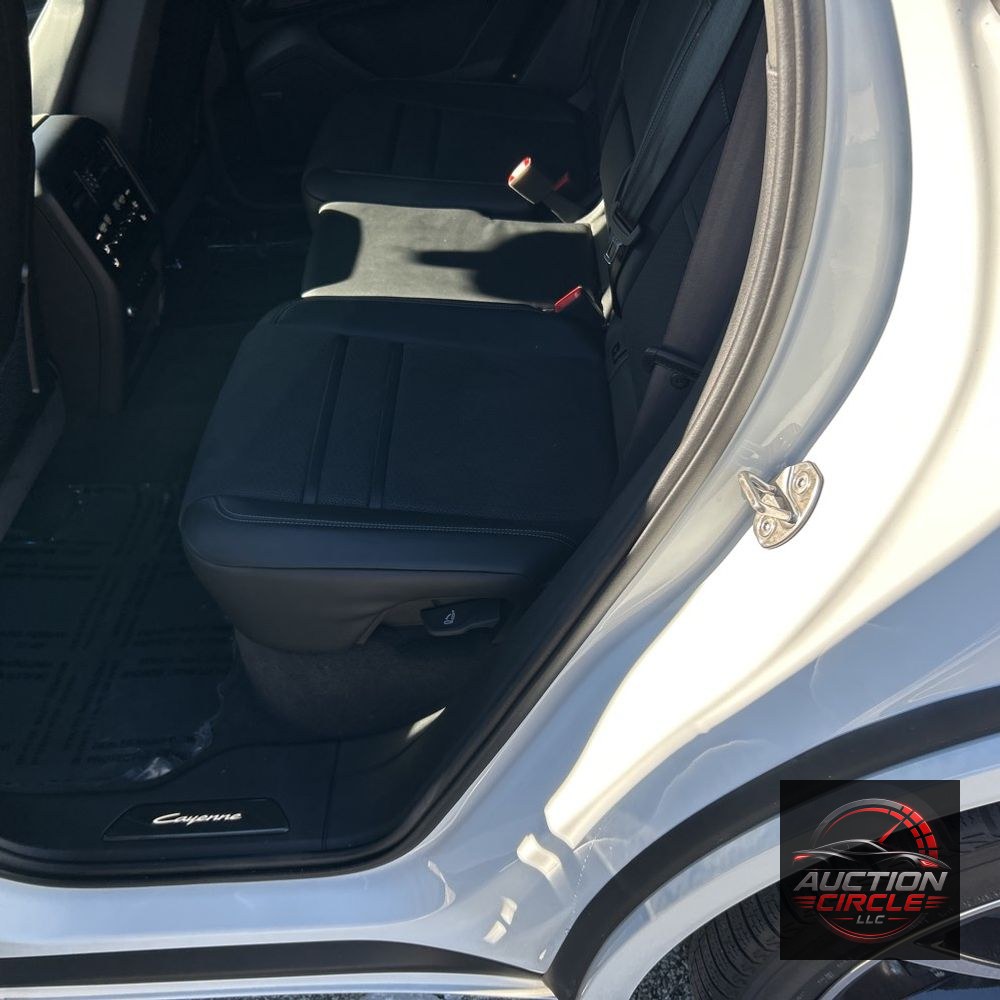 2025 Porsche Cayenne GTS