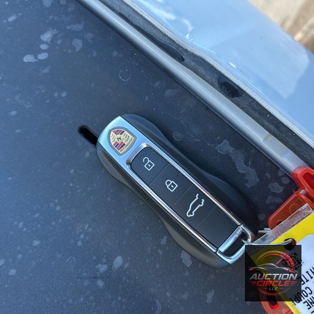 2025 Porsche Cayenne GTS