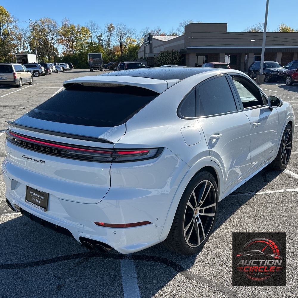 2025 Porsche Cayenne GTS