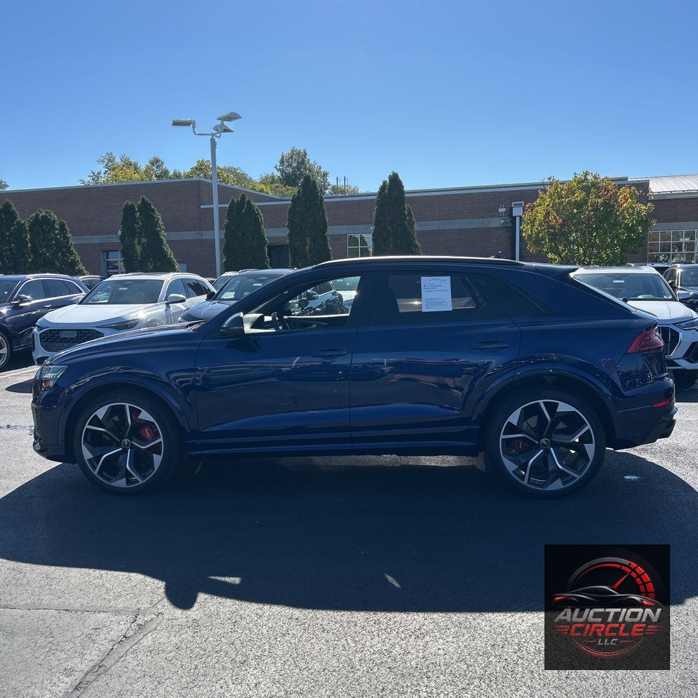 2023 Audi RS Q8
