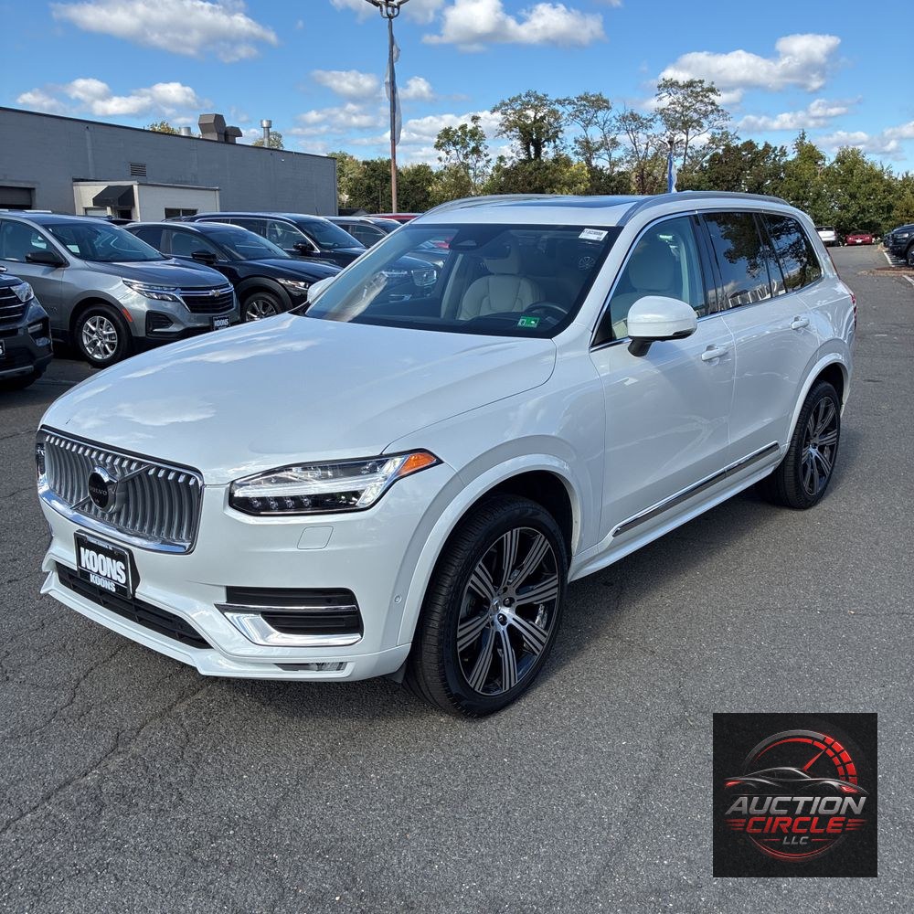 2023 Volvo XC90 B6 - Ultimate