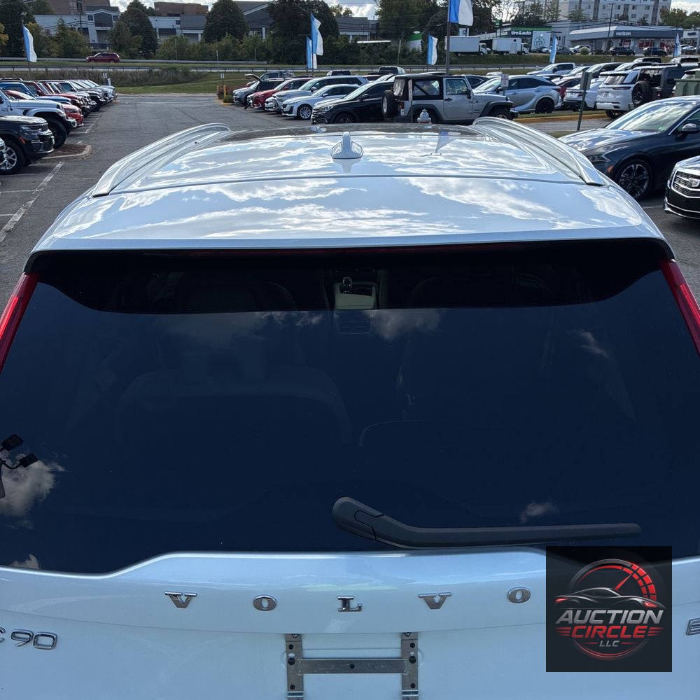 2023 Volvo XC90 B6 - Ultimate