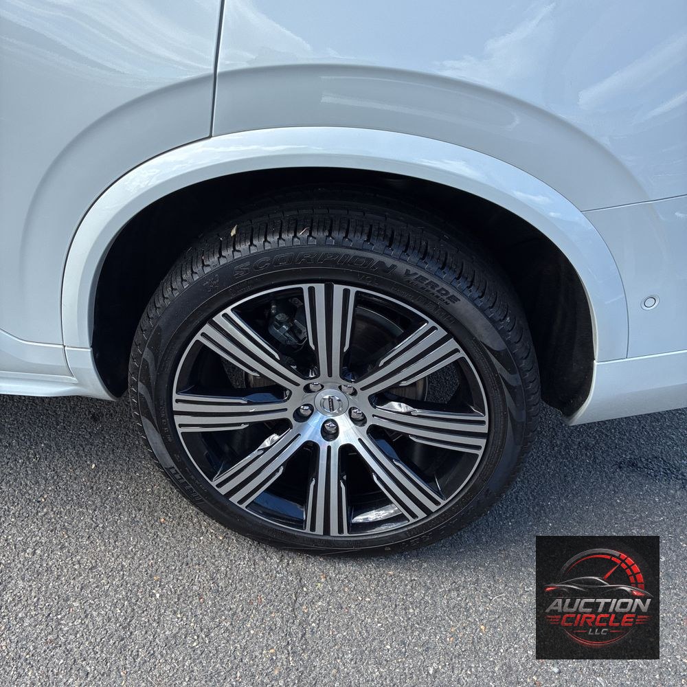2023 Volvo XC90 B6 - Ultimate