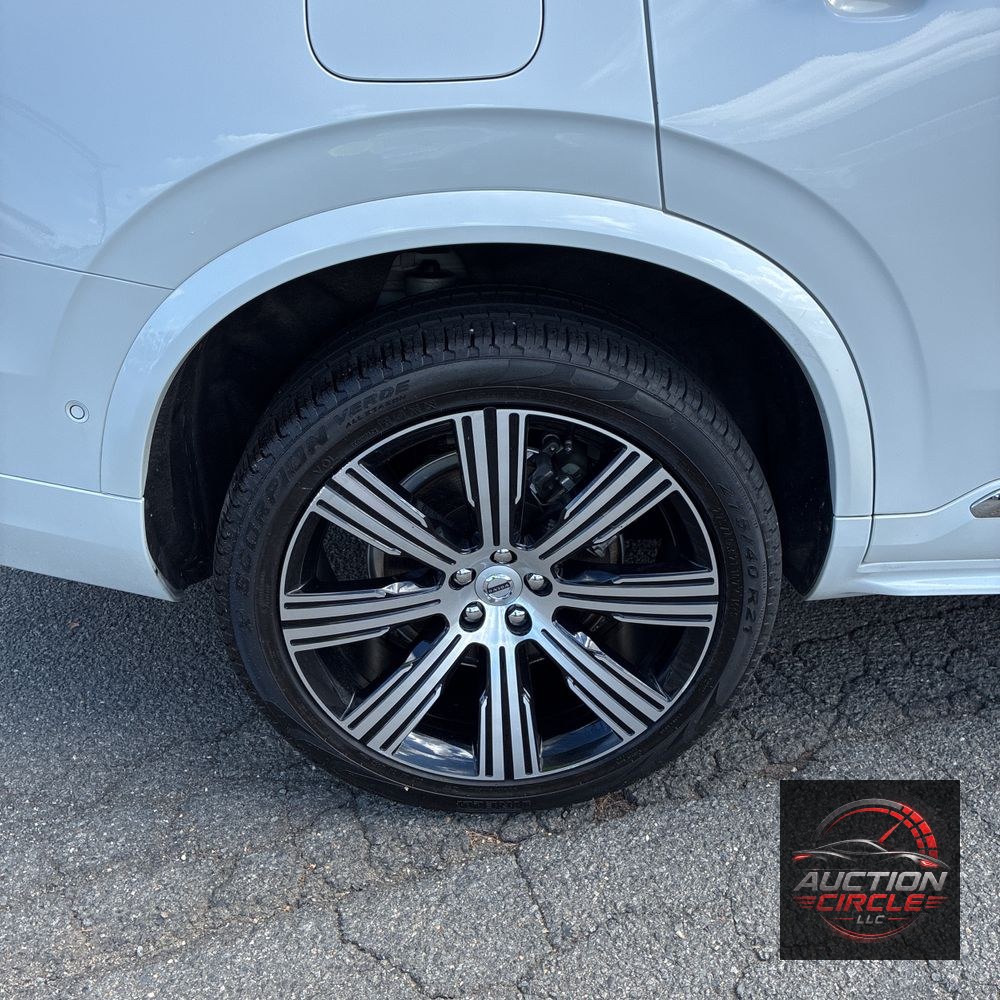 2023 Volvo XC90 B6 - Ultimate