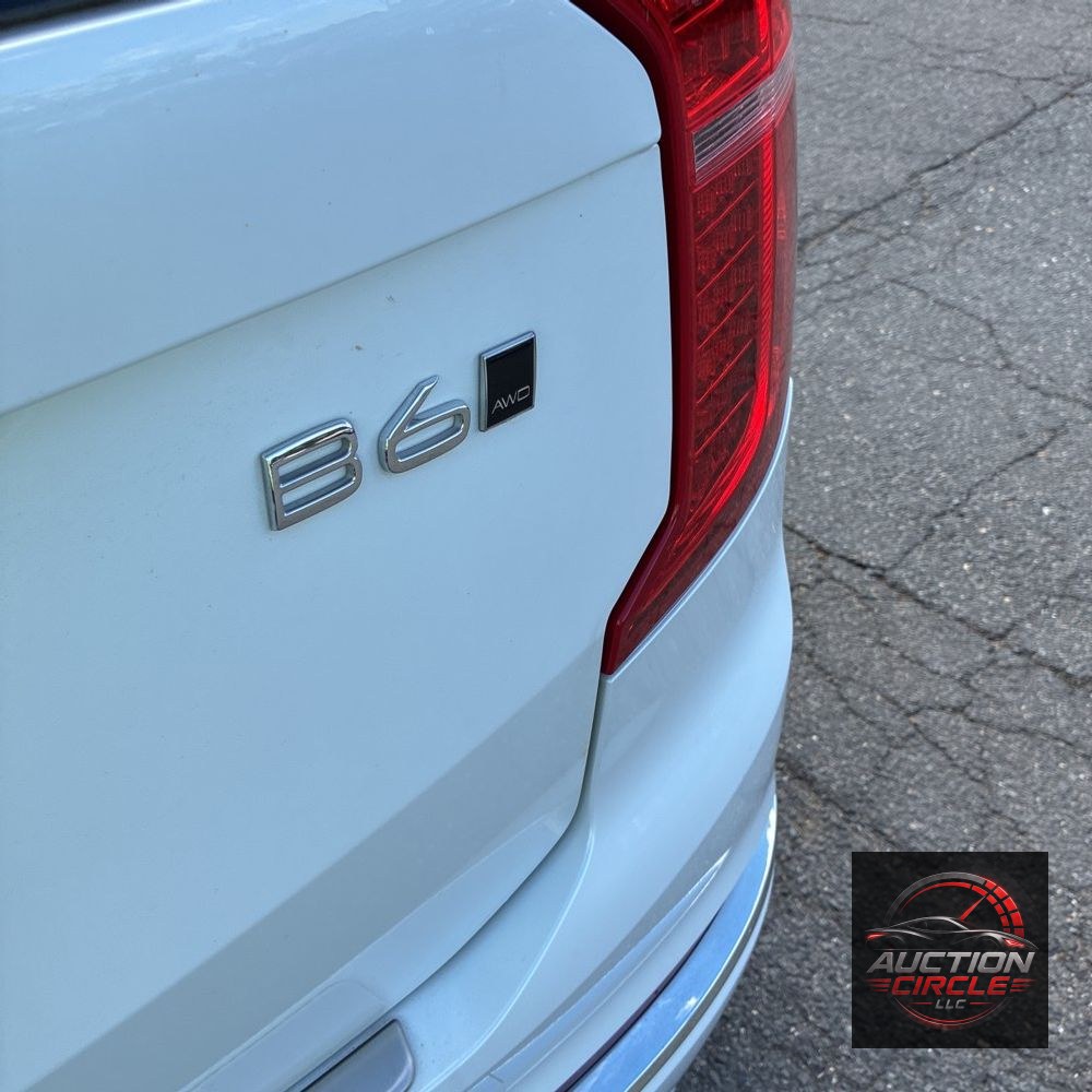 2023 Volvo XC90 B6 - Ultimate