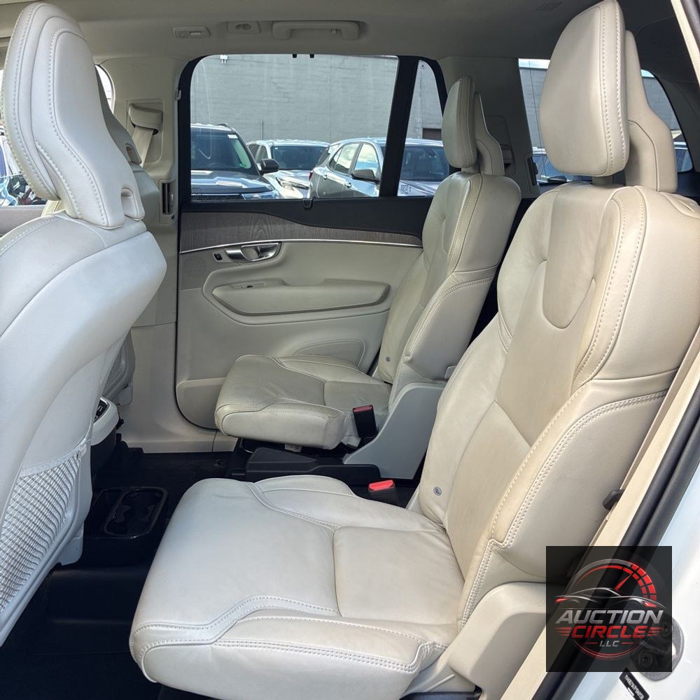 2023 Volvo XC90 B6 - Ultimate
