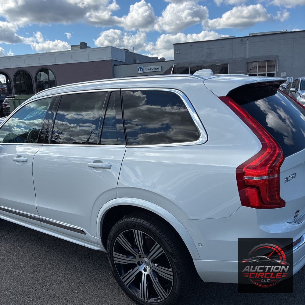 2023 Volvo XC90 B6 - Ultimate