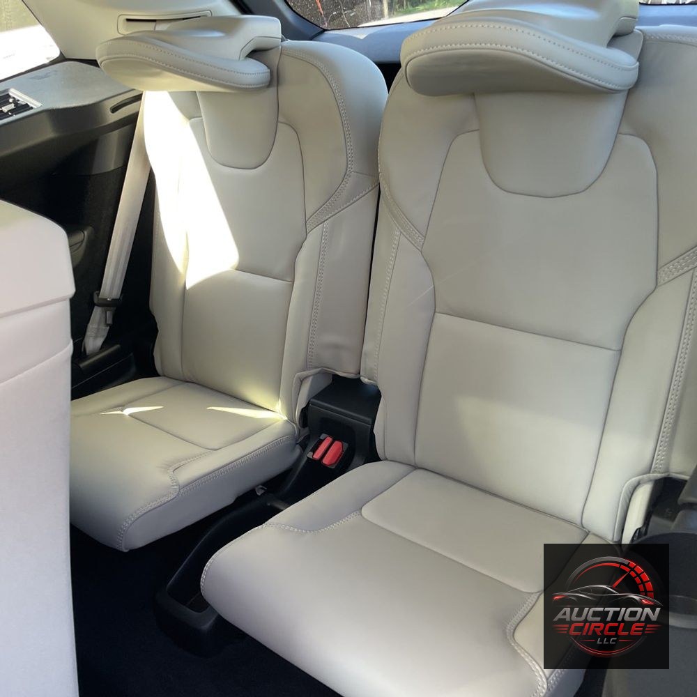 2025 Volvo XC90 B6 - Ultra