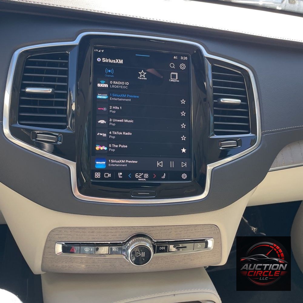 2025 Volvo XC90 B6 - Ultra
