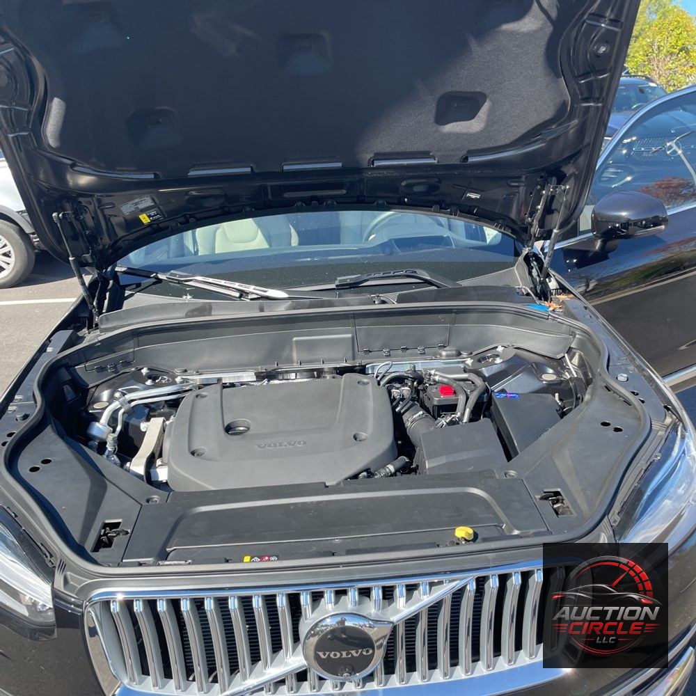 2025 Volvo XC90 B6 - Ultra