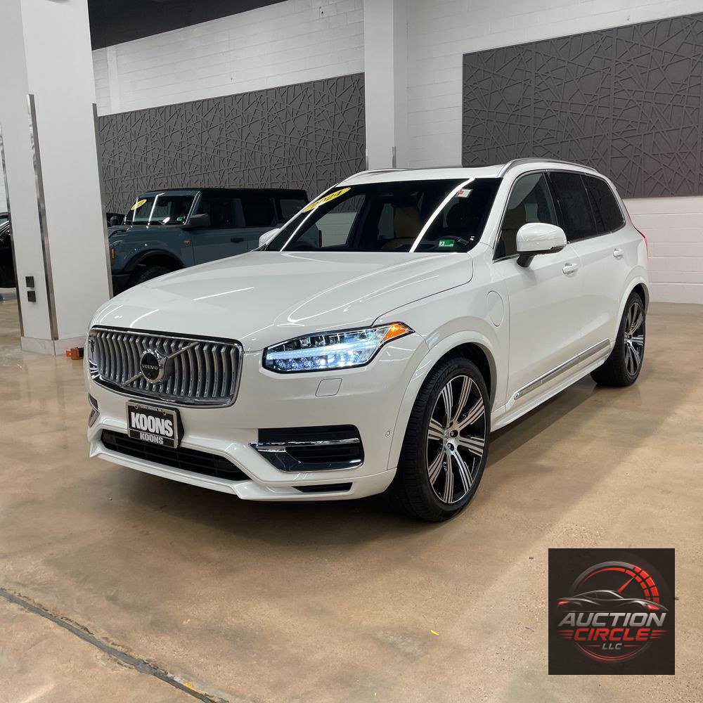 2024 Volvo XC90 T8 - Ultimate PHEV