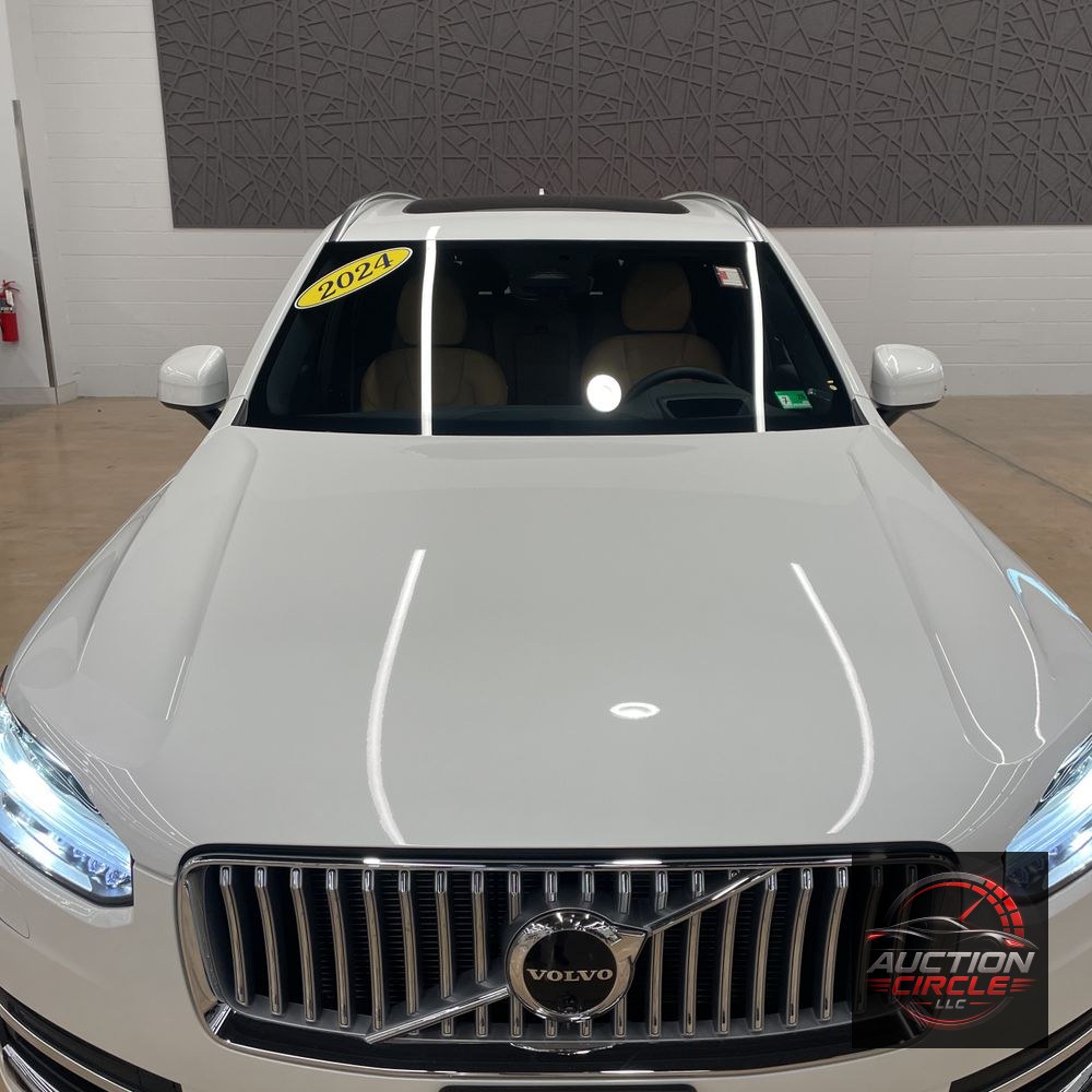 2024 Volvo XC90 T8 - Ultimate PHEV